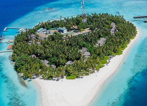 Kariba: Where Water Meets Wilderness